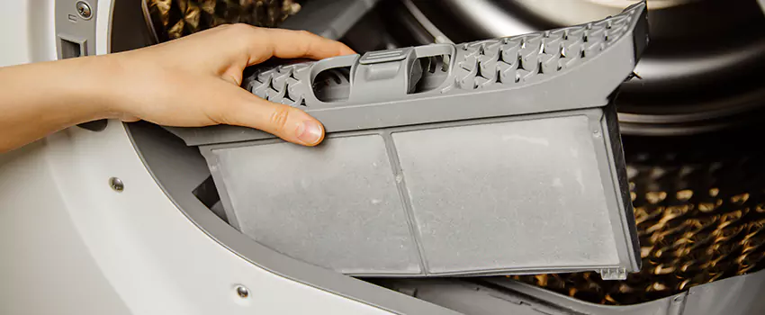 Signs Of A Clogged Dryer Lint Trap in Brentwood, Tennessee